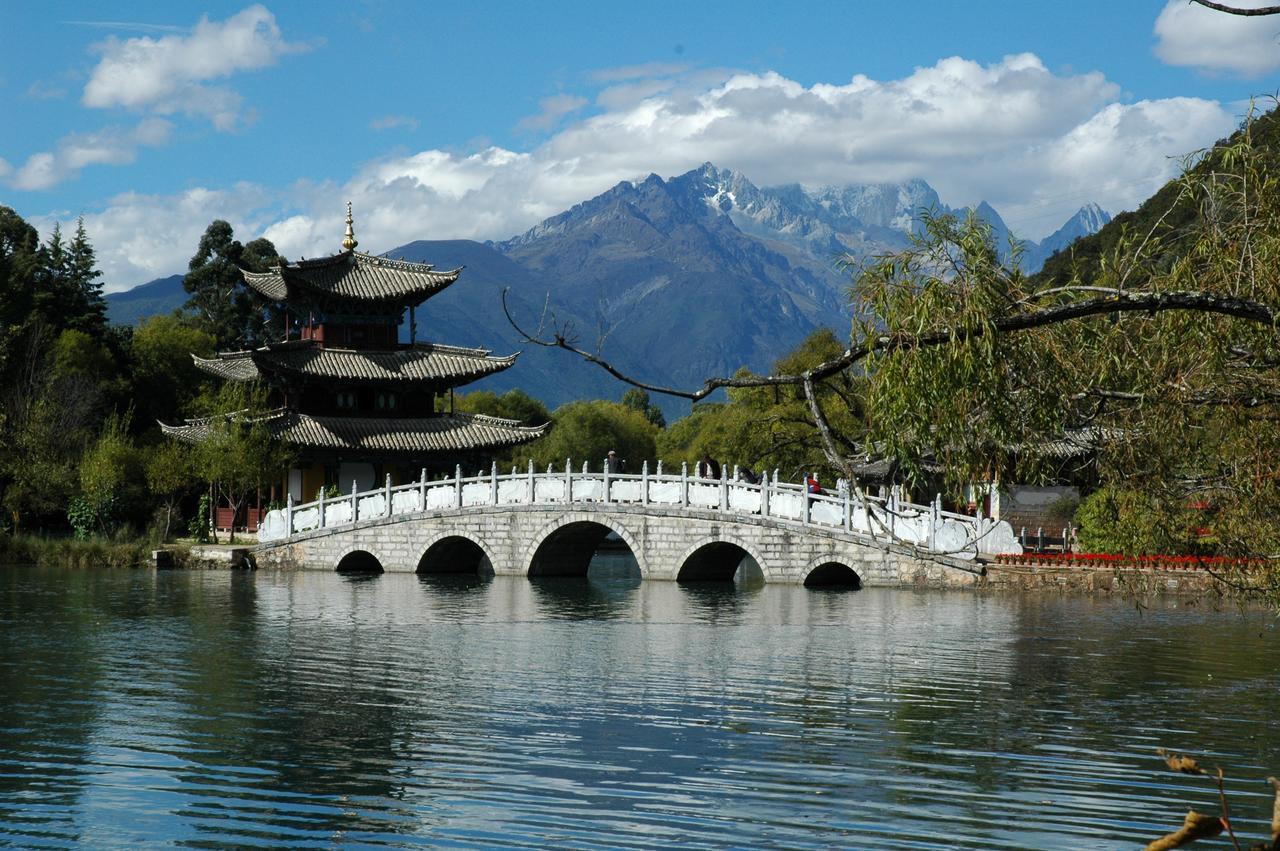Greentree Inn Yunnan Lijiang Qixing Street Express Hotel Exterior photo